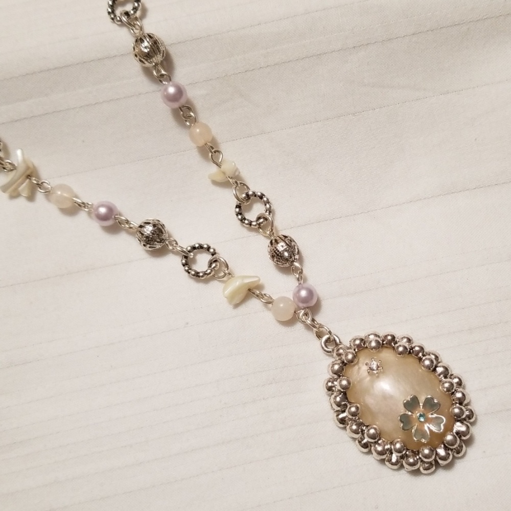 Vintage Avon Silver Pearl Bead Oval Necklace